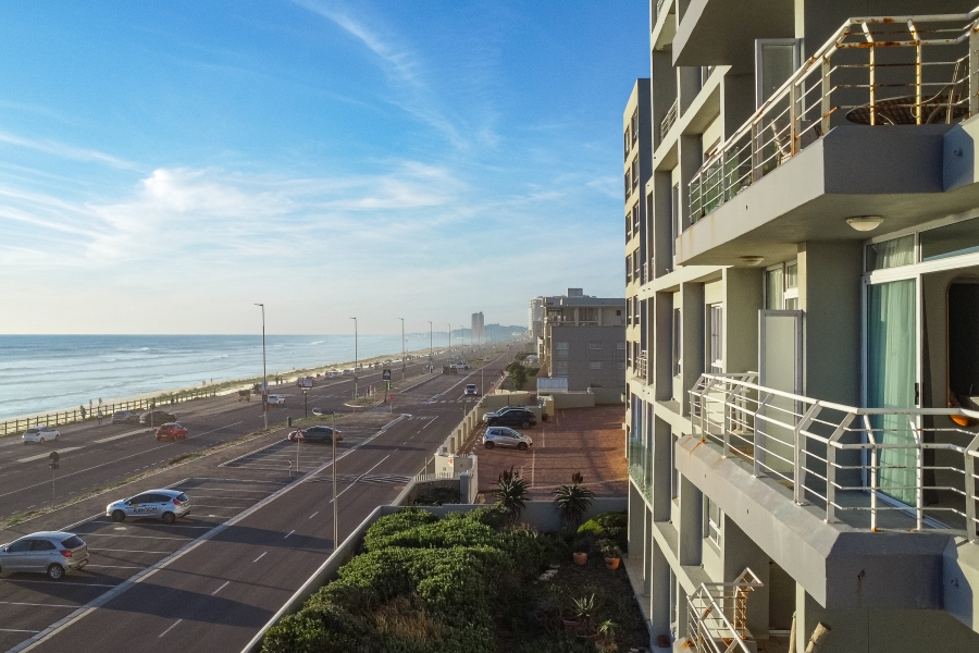 2 Bedroom Property for Sale in Bloubergstrand Western Cape